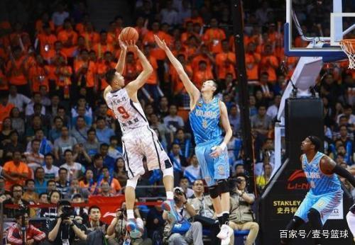 广厦男篮与 广厦男篮与